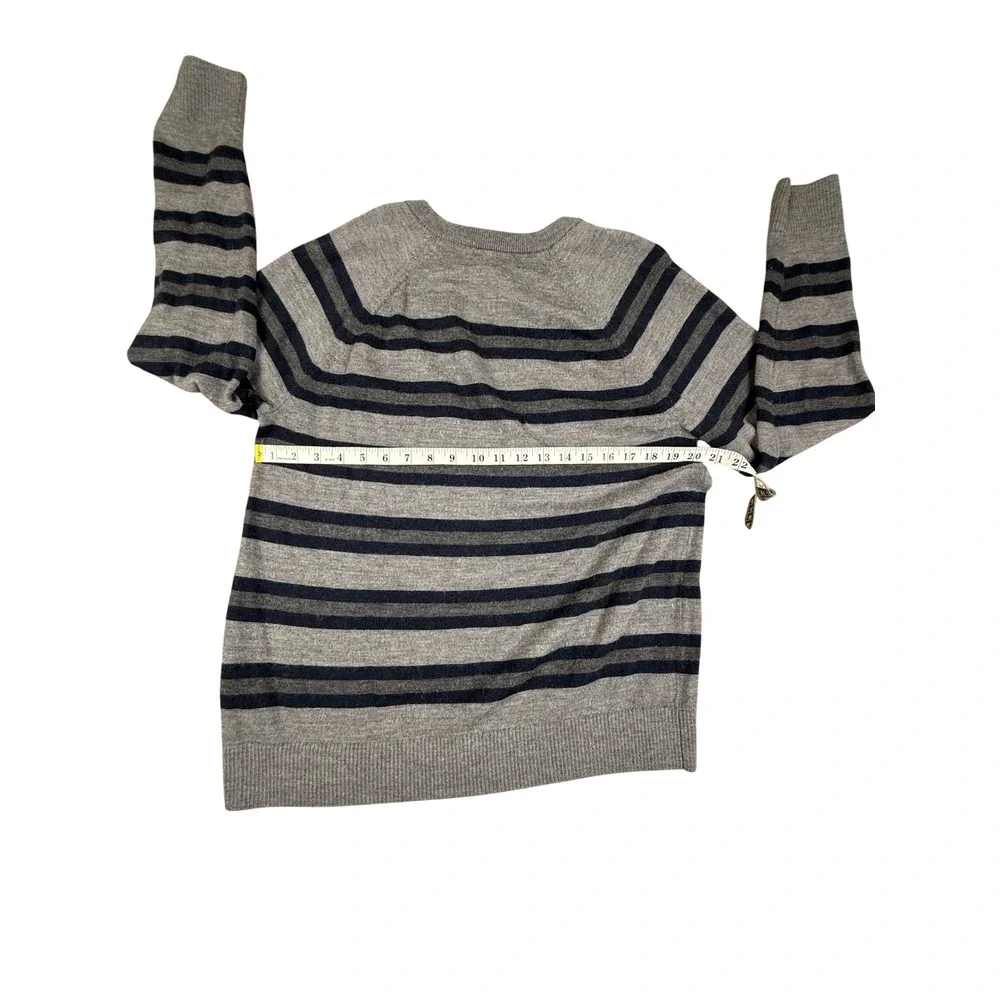 Banana Republic Mens Gray Striped‎ 100% Merino Wool Sweater Size L Winter